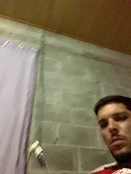 Snapshot of grosso19J chatting on April 2026 02:42:01 AM grosso19J online show from April 2026 02:42:01 AM