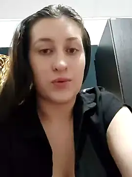 dulccemaria24 online show from January 2025 07:42:01 PM