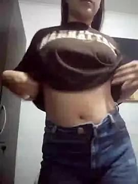 dulccemaria24 online show from February 2026 01:01:02 AM