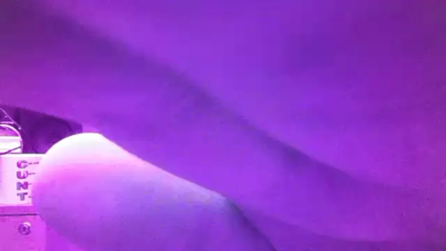 Snapshot of oldenglishguy chatting on March 2026 10:51:01 AM oldenglishguy online show from March 2026 10:51:01 AM