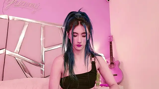 Snapshot of Lunapage chatting on October 2025 09:11:01 PM Lunapage online show from October 2025 09:11:01 PM