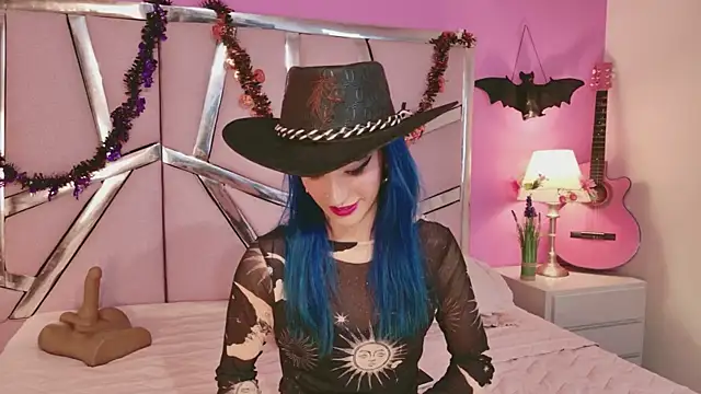 Snapshot of Lunapage chatting on October 2025 08:42:01 PM Lunapage online show from October 2025 08:42:01 PM