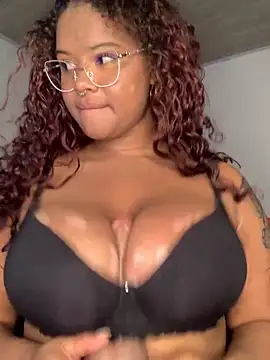 Snapshot of antonella_19x chatting on December 2024 07:57:01 AM antonella 19x online show from December 2024 07:57:01 AM