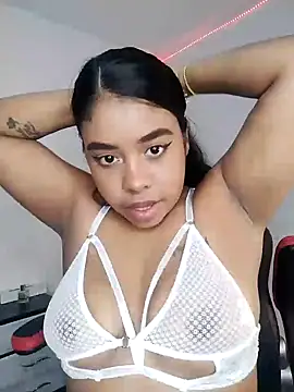 Fanny Klean online show from February 2025 01:40:01 PM
