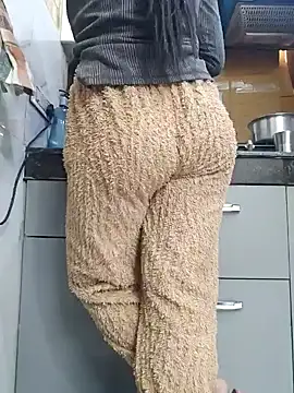 Snapshot of Manpreet_kaur21 chatting on January 2025 07:32:02 AM Manpreet kaur21 online show from January 2025 07:32:02 AM