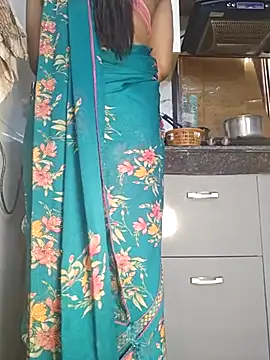 Snapshot of Manpreet_kaur21 chatting on March 2025 06:48:02 AM Manpreet kaur21 online show from March 2025 06:48:02 AM