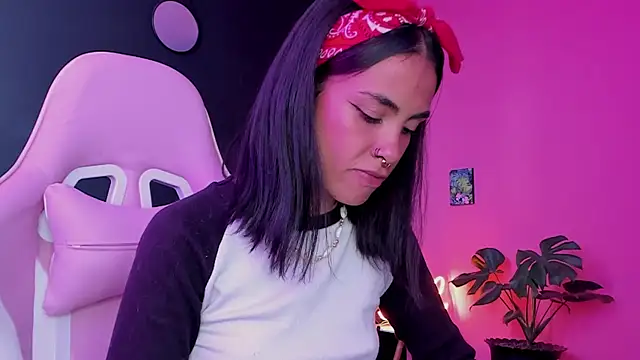 Snapshot of Juanadearco5 chatting on February 2025 03:09:01 PM Juanadearco5 online show from February 2025 03:09:01 PM