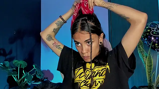 Snapshot of Juanadearco5 chatting on March 2025 10:51:01 PM Juanadearco5 online show from March 2025 10:51:01 PM