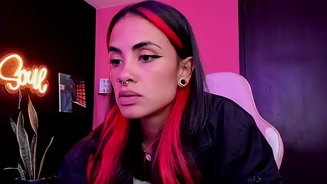 Snapshot of Juanadearco5 chatting on September 2025 03:00:02 PM Juanadearco5 online show from September 2025 03:00:02 PM