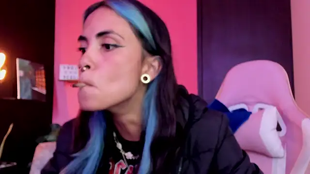 Snapshot of Juanadearco5 chatting on September 2025 08:56:02 PM Juanadearco5 online show from September 2025 08:56:02 PM