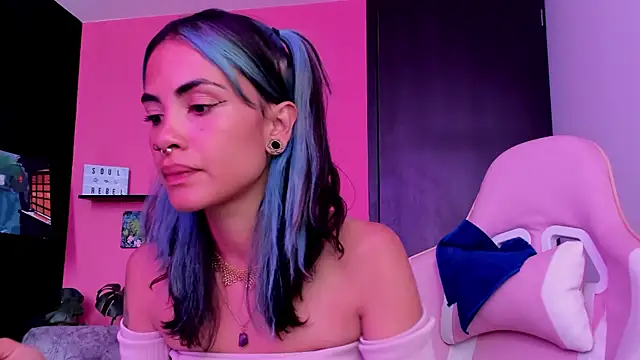 Snapshot of Juanadearco5 chatting on September 2025 02:31:01 PM Juanadearco5 online show from September 2025 02:31:01 PM