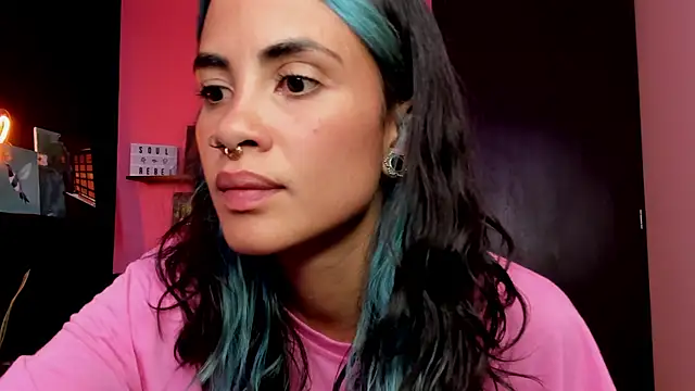 Snapshot of Juanadearco5 chatting on September 2025 09:52:02 PM Juanadearco5 online show from September 2025 09:52:02 PM