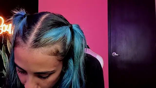 Snapshot of Juanadearco5 chatting on September 2025 07:08:02 PM Juanadearco5 online show from September 2025 07:08:02 PM