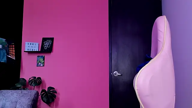 Snapshot of Juanadearco5 chatting on October 2025 05:00:01 PM Juanadearco5 online show from October 2025 05:00:01 PM