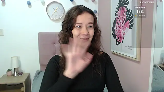 Snapshot of lanna_1878 chatting on February 2026 01:18:02 PM lanna 1878 online show from February 2026 01:18:02 PM