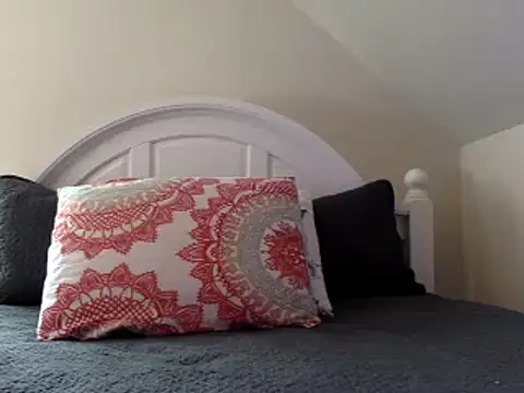 oursecrett online show from December 2024 07:14:02 PM