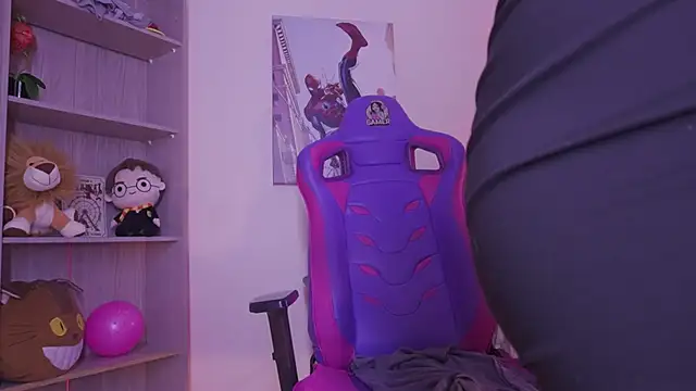 madelyn rose  online show from March 2026 06:19:02 PM