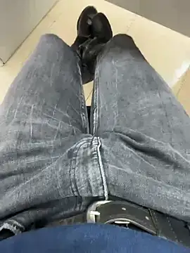 Snapshot of hotisraeli chatting on January 2025 06:56:02 AM hotisraeli online show from January 2025 06:56:02 AM