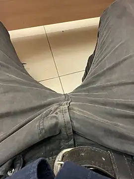 Snapshot of hotisraeli chatting on January 2025 03:51:01 PM hotisraeli online show from January 2025 03:51:01 PM