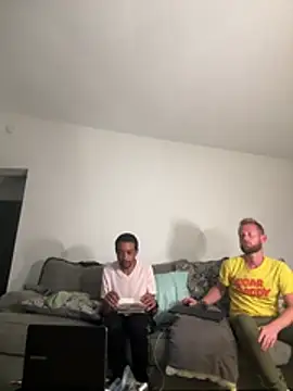 Snapshot of W1LBURN chatting on March 2026 04:45:02 AM W1LBURN online show from March 2026 04:45:02 AM