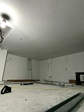 elwhite1996 online show from December 2025 11:11:01 PM