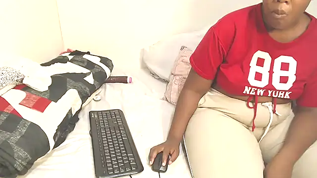 DollyAssZA online show from March 2025 04:51:02 PM