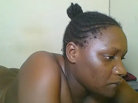 Prettyface25 online show from May 2026 10:48:02 PM