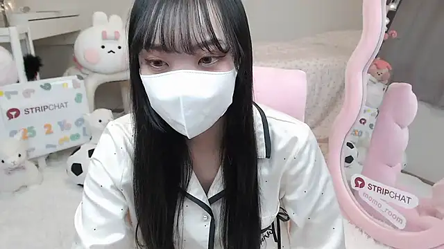 momo room online show from February 2025 05:37:02 AM