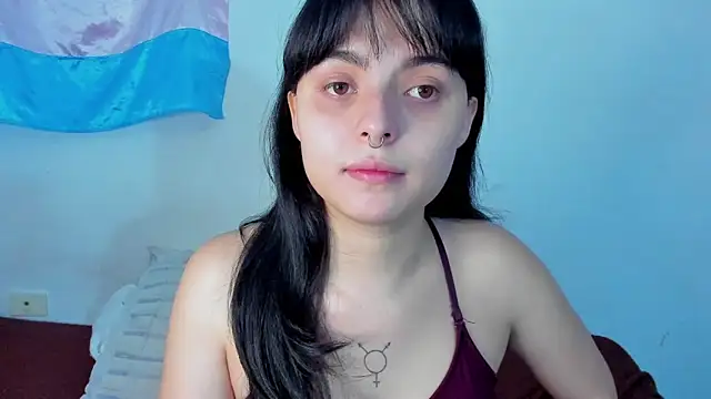 Snapshot of elizabethtaylorxxx chatting on April 2026 08:39:02 PM elizabethtaylorxxx online show from April 2026 08:39:02 PM