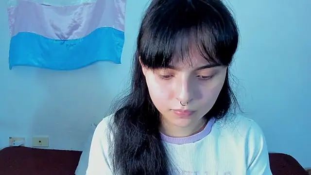 Snapshot of elizabethtaylorxxx chatting on April 2026 01:10:01 AM elizabethtaylorxxx online show from April 2026 01:10:01 AM