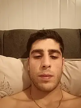 arenn1997 online show from December 2025 12:40:02 AM