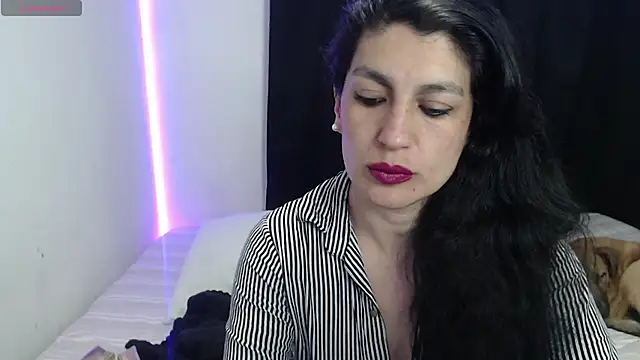 cristina connor online show from January 2025 04:25:02 AM