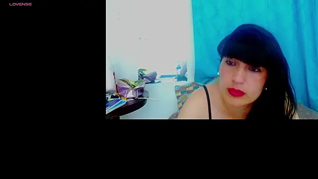 cristina connor online show from October 2025 01:31:01 AM