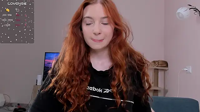 cinnabon girls online show from December 2024 02:11:02 PM