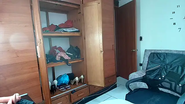 Snapshot of Majo_Soussa chatting on September 2025 01:05:02 PM Majo Soussa online show from September 2025 01:05:02 PM