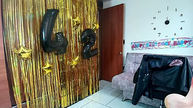 Snapshot of Majo_Soussa chatting on April 2026 12:32:01 PM Majo Soussa online show from April 2026 12:32:01 PM