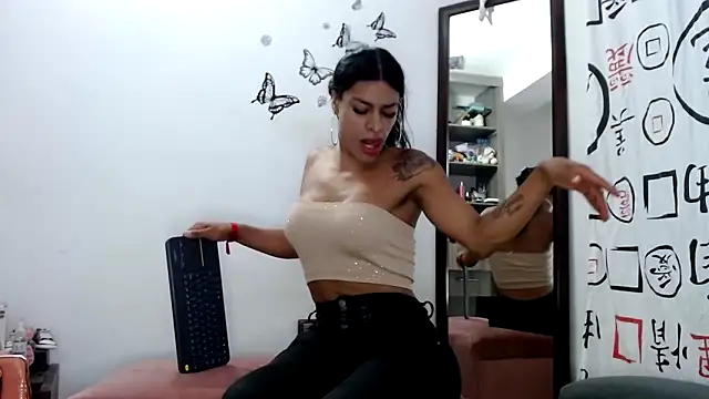 golositha29 online show from October 2025 09:48:01 PM