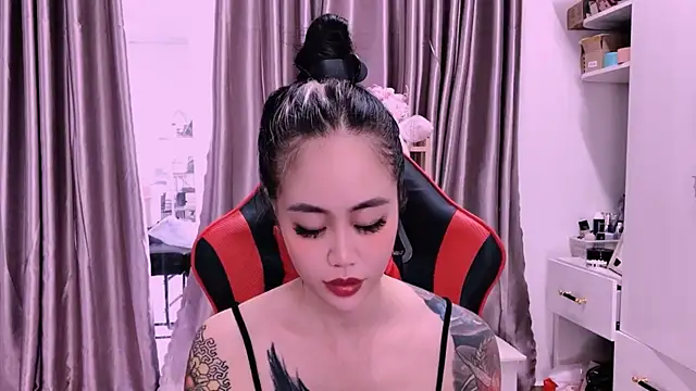 Snapshot of witch-39 chatting on March 2026 04:49:01 AM witch-39 online show from March 2026 04:49:01 AM