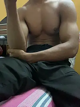 Snapshot of Wild_beast chatting on March 2026 10:52:02 AM Wild beast online show from March 2026 10:52:02 AM