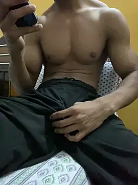 Snapshot of Wild_beast chatting on March 2026 10:41:01 AM Wild beast online show from March 2026 10:41:01 AM