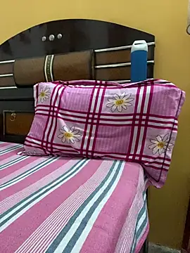 Snapshot of Wild_beast chatting on April 2026 10:36:01 AM Wild beast online show from April 2026 10:36:01 AM