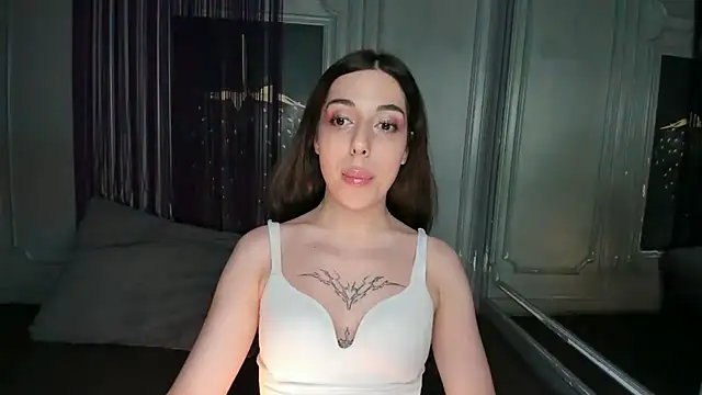 Snapshot of eva_lim chatting on December 2024 04:00:02 PM eva lim online show from December 2024 04:00:02 PM