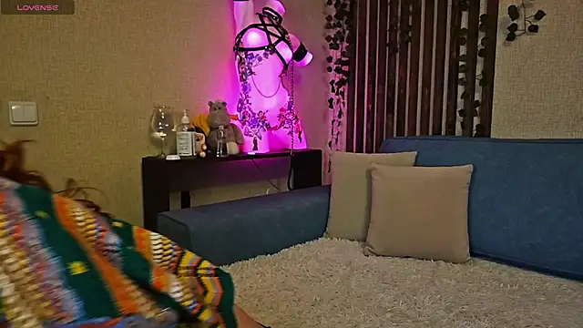  SweetFox  online show from September 2025 09:20:01 PM