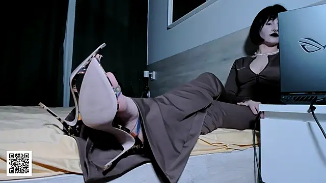 Snapshot of _Goddess_Misha_ chatting on April 2026 09:08:02 PM Goddess Misha online show from April 2026 09:08:02 PM