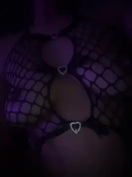 beverly33 online show from July 2026 09:34:01 PM