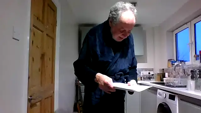 jimmybenido online show from February 2025 05:25:02 PM