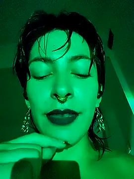 xmoira3x online show from February 2025 06:49:02 AM