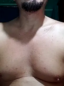 Snapshot of Cris29_84 chatting on March 2026 05:36:01 PM Cris29 84 online show from March 2026 05:36:01 PM