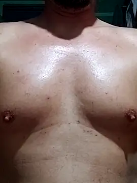 Snapshot of Cris29_84 chatting on April 2026 01:03:01 AM Cris29 84 online show from April 2026 01:03:01 AM