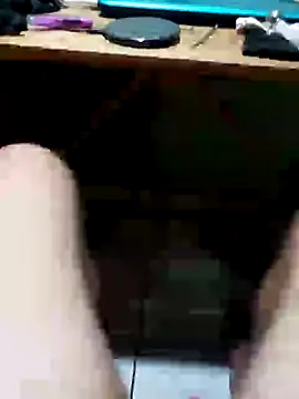 Snapshot of Cris29_84 chatting on April 2026 07:56:01 AM Cris29 84 online show from April 2026 07:56:01 AM